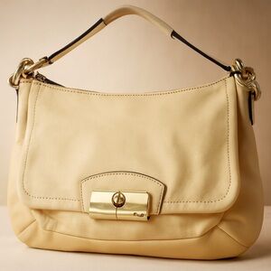 Coach Butter Yellow Leather Kristen Hobo Shoulder Bag Crossbody Strap F22308